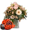 Flower bouquet 'Delicate Colors' with Munz chocolate ladybir Online