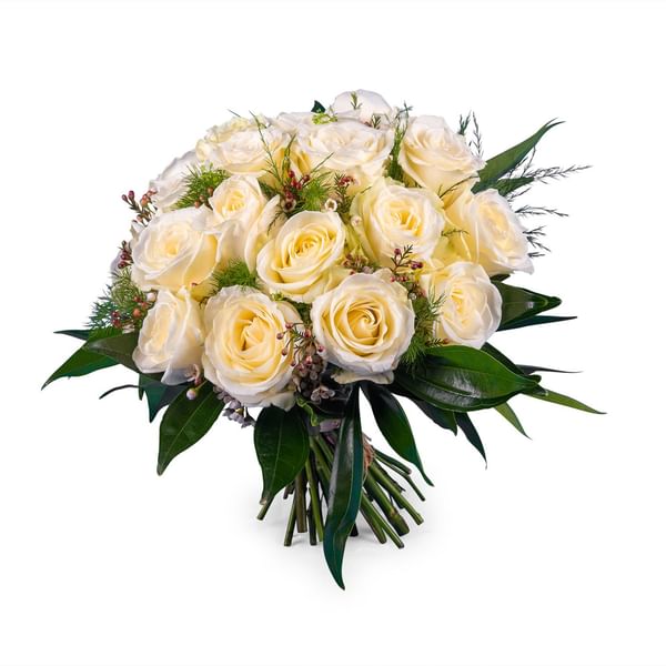 20 Short-stemmed White Roses