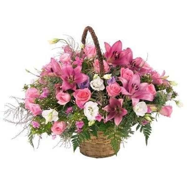 Arrangement in pink