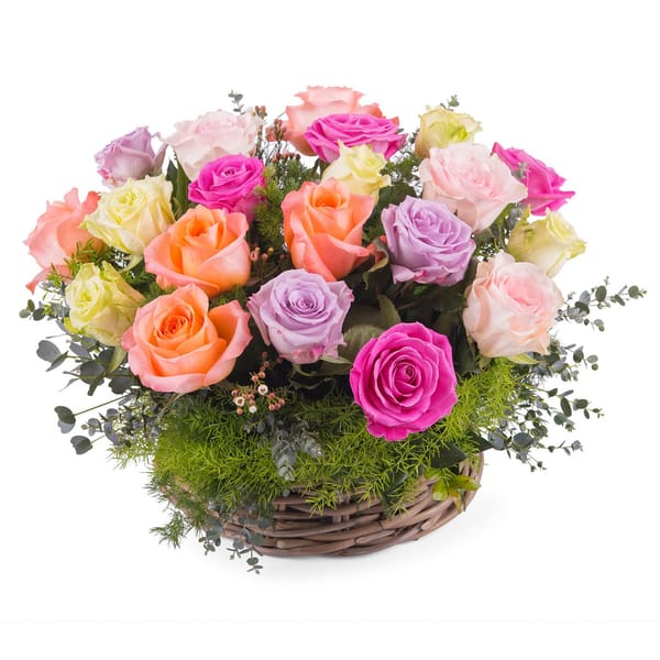 Centrepiece of multicoloured roses