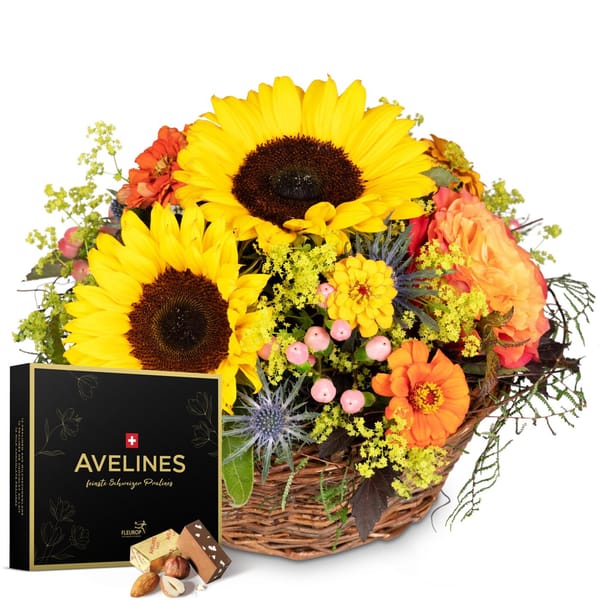 Flower arrangement 'Sunny Kiss' with Avelines pralines from