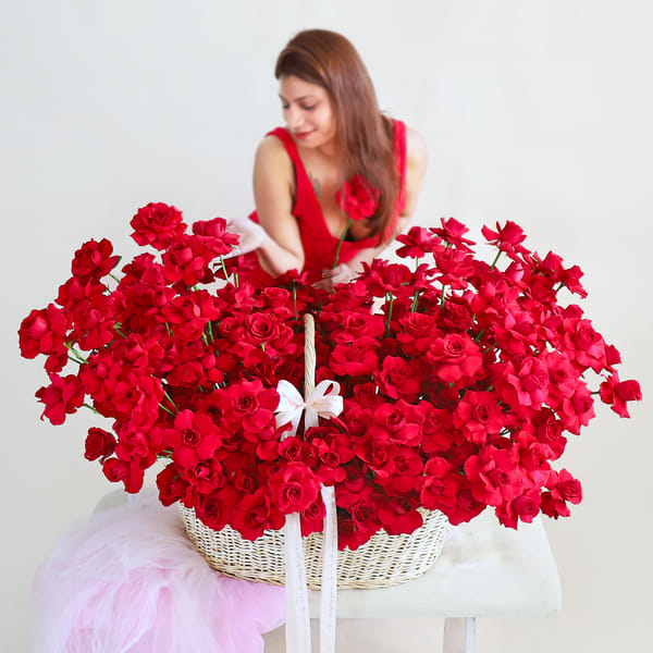 Grand Expression Of Love -250 Red Rose Bouquet
