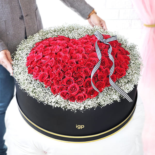 Royal 200 Red Rose Box Arrangement