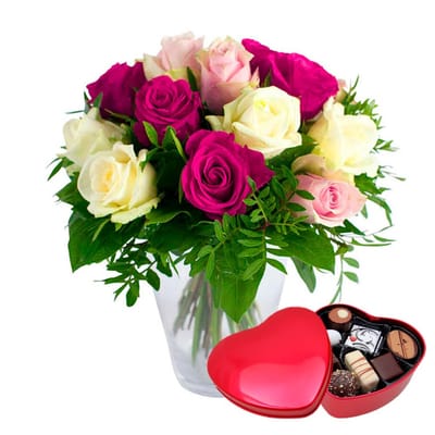 A Dream of Roses with red chocolate hear...