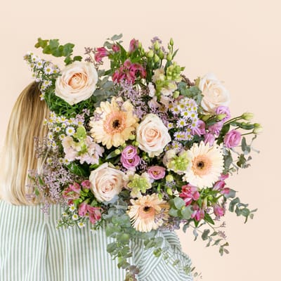 Palette pastel: Order Flowers Online | I...