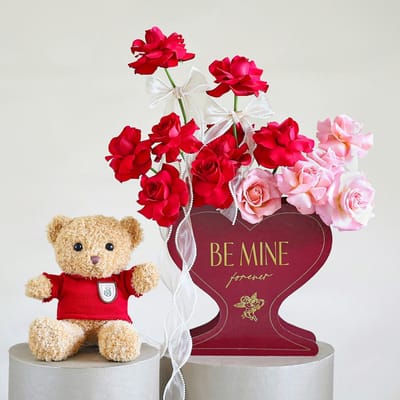 The Heart's Claim: Order Flowers Online | Interflora India | ID1400198