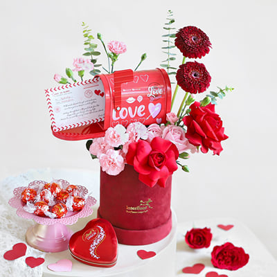 p-the-love-parcel-396420-m.jpg